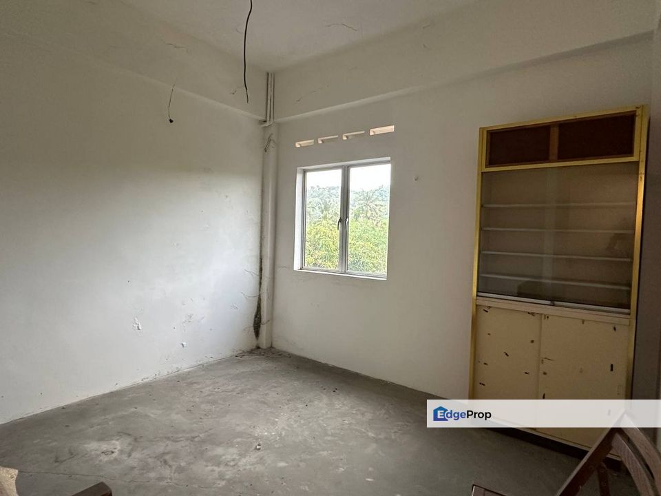 Facing Main Road 3 Storey Shoplot Jalan Besar Jerantut Pahang, Pahang, Jerantut