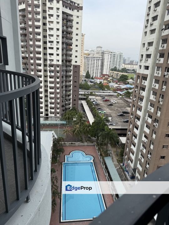 Newly Refurbished Sri Angsana Hilir Block C Desa Pandan Ampang , Selangor, Ampang