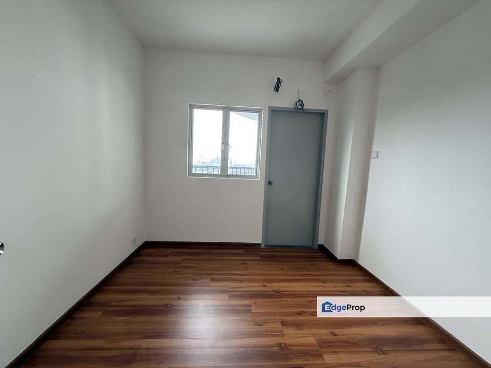 Newly Refurbished Sri Angsana Hilir Block C Desa Pandan Ampang , Selangor, Ampang