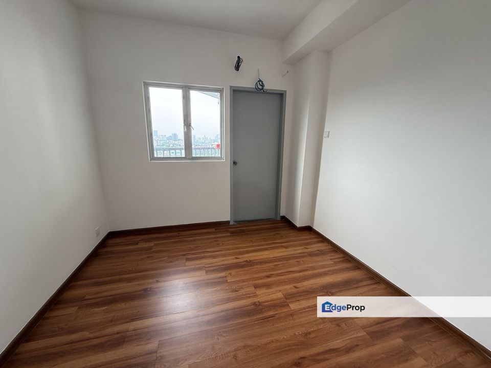 Newly Refurbished Sri Angsana Hilir Block C Desa Pandan Ampang , Selangor, Ampang