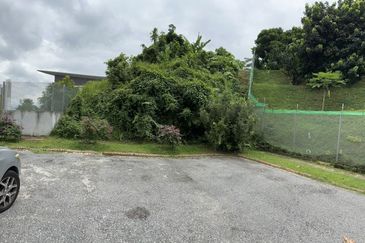 Freehold Bungalow Lot Country Heights Damansara For Sale