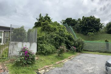 Freehold Bungalow Lot Country Heights Damansara For Sale