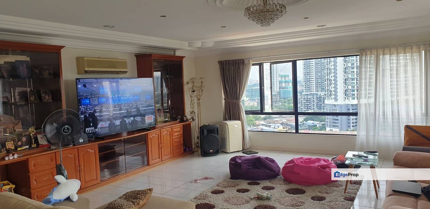 Maxwell Towers Condo Gasing Heights For Sale for Sale RM1,290,000 By
