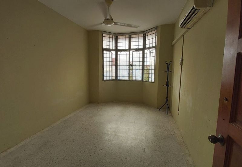 Ruvena Villa, Taman Putra Perdana