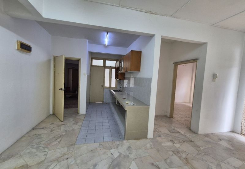 Kiambang Apartment, Taman Putra Perdana