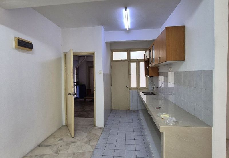 Kiambang Apartment, Taman Putra Perdana