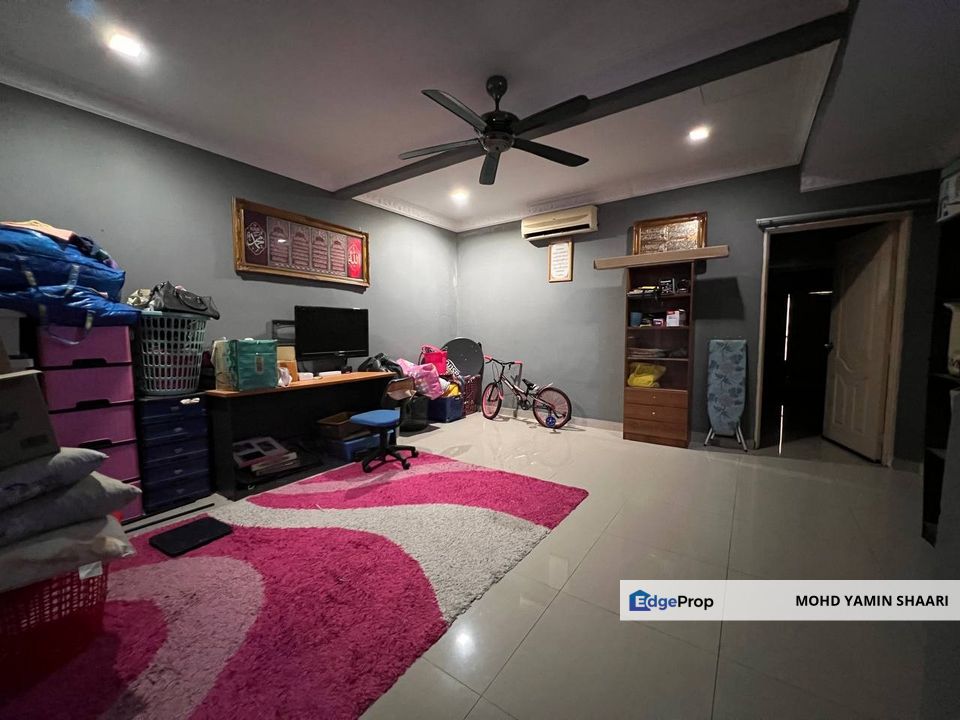 Teres Facing Open, Renovated di Saujana Puchong, Selangor, Puchong South