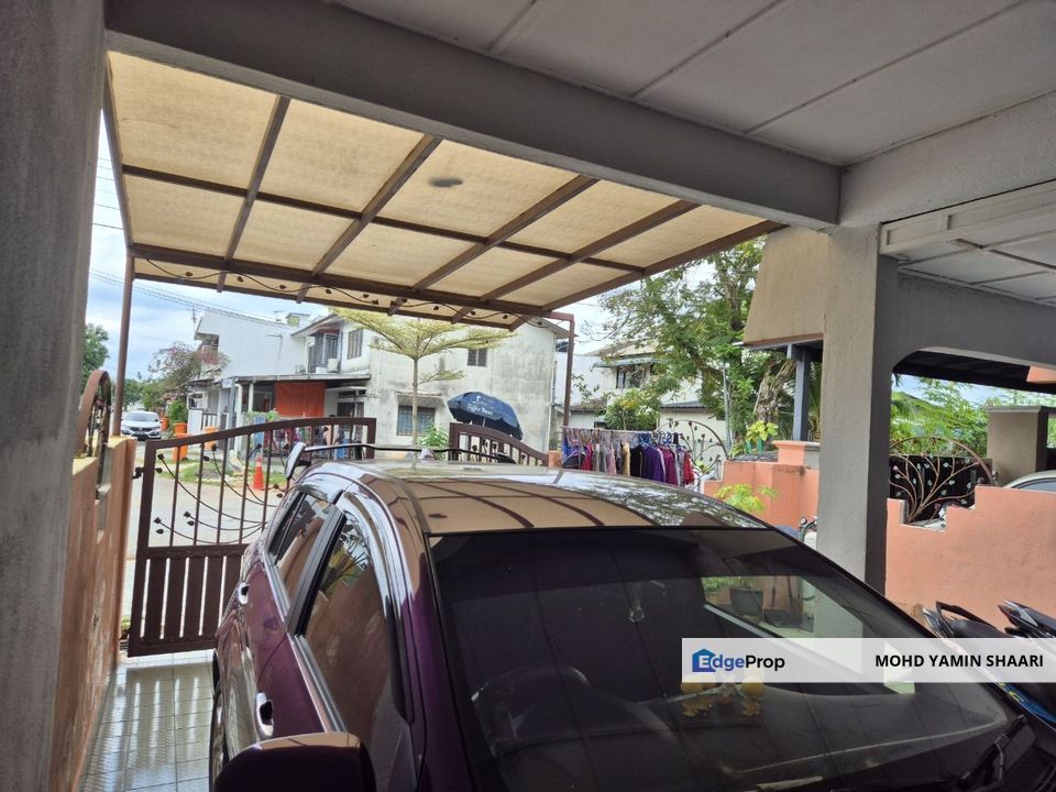 1sty terrace Tmn Berjaya, Sg Chua, Kajang, Non bumi lot, Selangor, Kajang