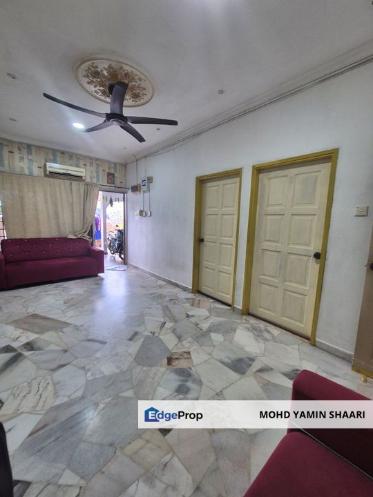 1sty terrace Tmn Berjaya, Sg Chua, Kajang, Non bumi lot, Selangor, Kajang