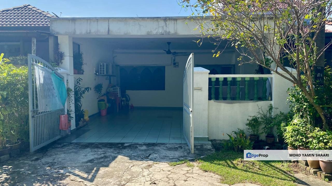 Teres 1tingkat Menghadap Padang! Renovated Single Storey Taman Sri Muda,Seksyen 25 Shah Alam, Selangor, Shah Alam