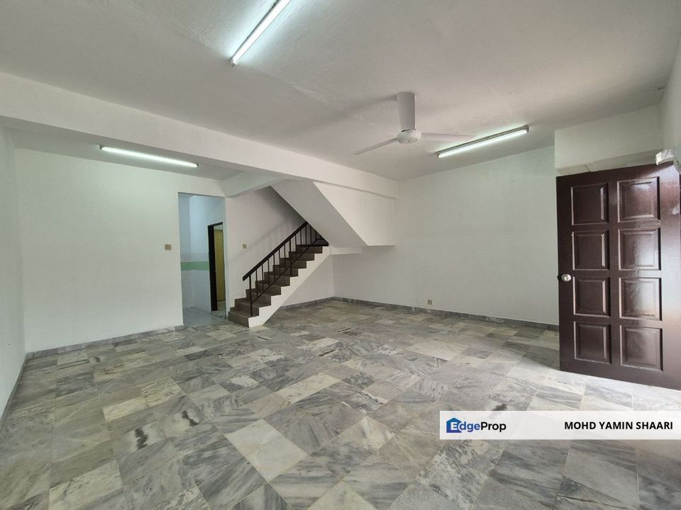2 Storey House Bandar Rinching, 43500 Semenyih Selangor, Selangor, Semenyih