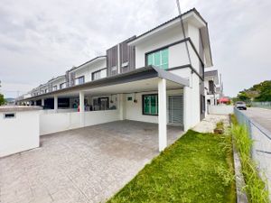 Irama Perdana LBS Puncak Alam Double Storey END LOT‼️ RENOVATED‼️ ...