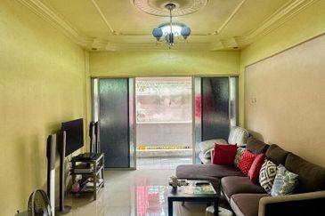 Lily & Jasmine Apartment