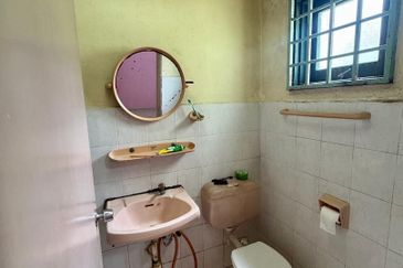 Lily & Jasmine Apartment