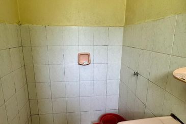 Lily & Jasmine Apartment