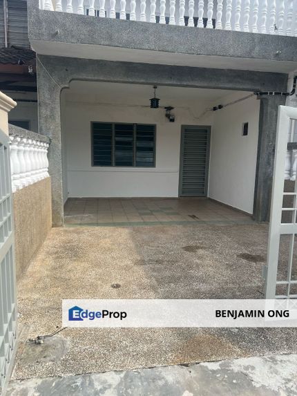 Taman Molek Low Cost House, Johor, Johor Bahru
