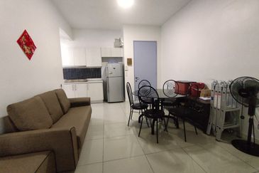 Dedaun Hijau (Greenfield Regency)