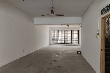 Taman Austin Perdana