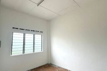 Taman Pulai Utama Flat