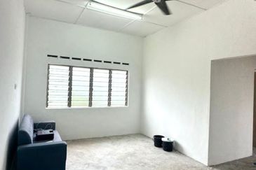 Taman Pulai Utama Flat