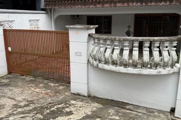 Taman Maju Jaya, Ulu Tiram