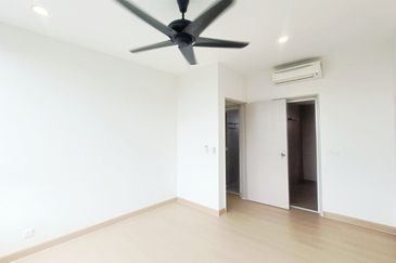 Dedaun Hijau (Greenfield Regency)