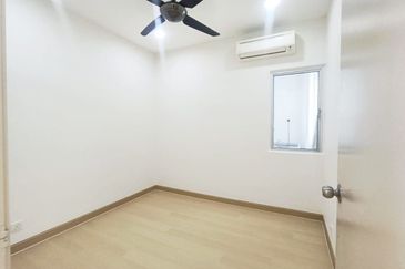 Dedaun Hijau (Greenfield Regency)