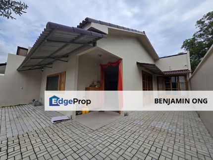 Megah Ria Fully Renovated Single Storey Semi D Corner Lot, Johor, Masai