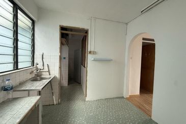 Flat Taman Ungku Tun Aminah