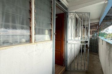 Flat Taman Ungku Tun Aminah