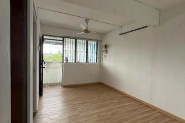 Flat Taman Ungku Tun Aminah
