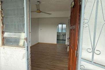 Flat Taman Ungku Tun Aminah