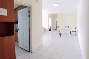 Pangsapuri Orchid View Luxury Apartment