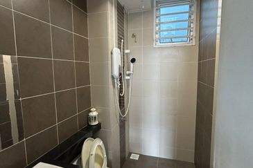 D Rich Executive Suites