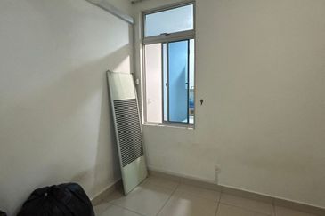 D Rich Executive Suites