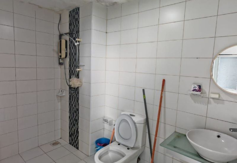 Dedaun Hijau (Greenfield Regency)