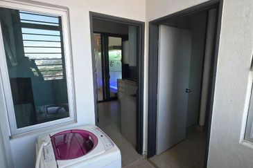 Dedaun Hijau (Greenfield Regency)