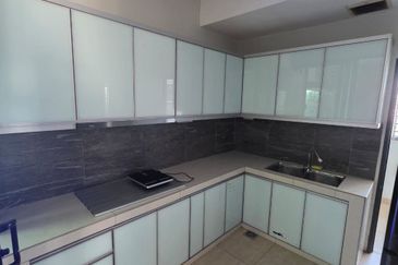 Dedaun Hijau (Greenfield Regency)