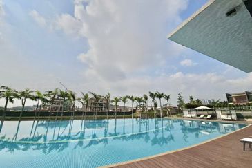 Aurora Resort Villas