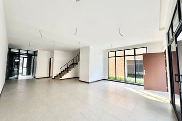 Aurora Resort Villas