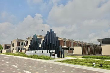 Aurora Resort Villas