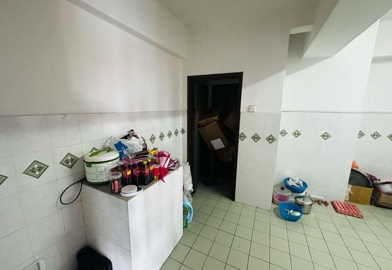 Tanjung Puteri Condominium