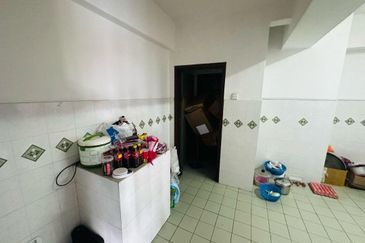 Tanjung Puteri Condominium