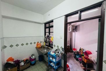 Tanjung Puteri Condominium