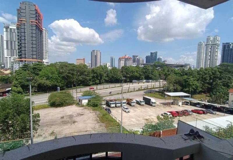 Tanjung Puteri Condominium