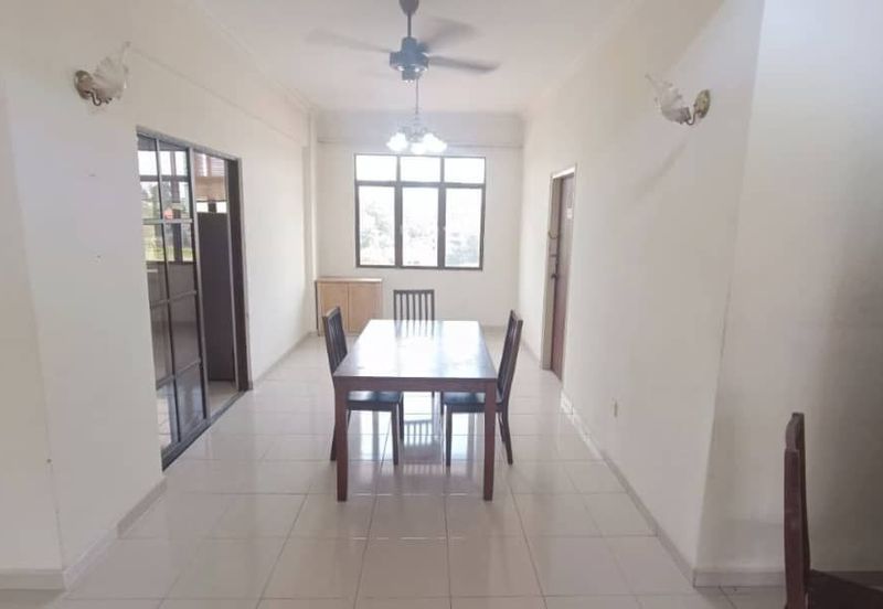 Tanjung Puteri Condominium