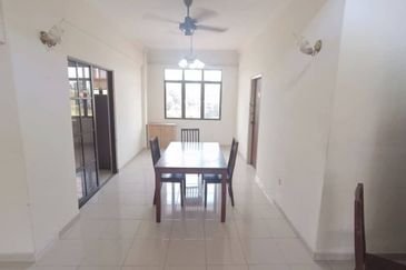 Tanjung Puteri Condominium