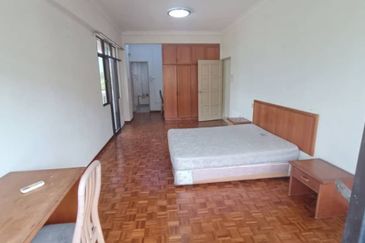 Tanjung Puteri Condominium