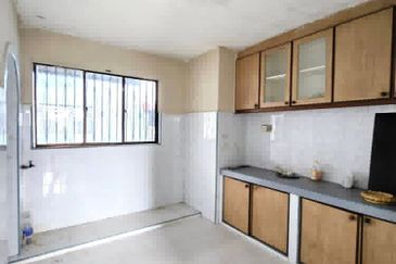 Flat Taman Ungku Tun Aminah