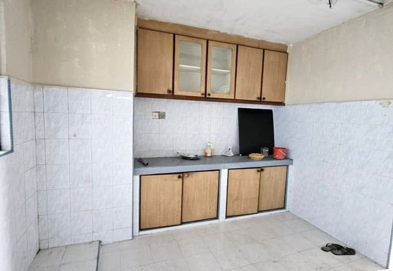 Flat Taman Ungku Tun Aminah